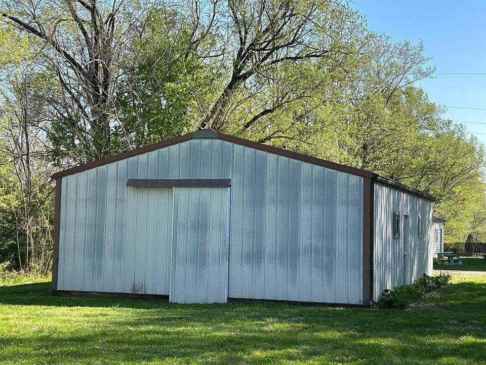 15 Short St, Elberfeld, IN 47613 MLS 202307042 Zillow