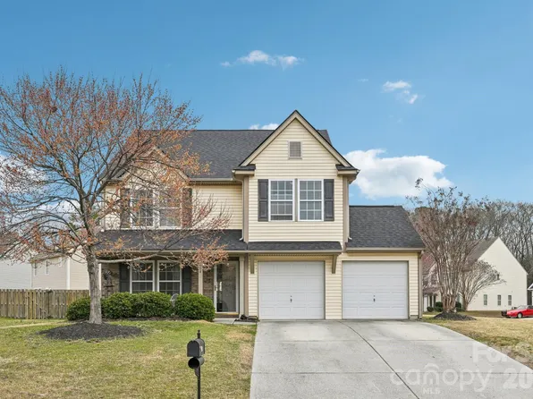104 Emily Crest Ln, Rock Hill, SC 29730