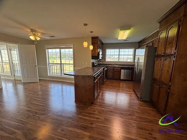 217 Waterford Dr — Photo 11