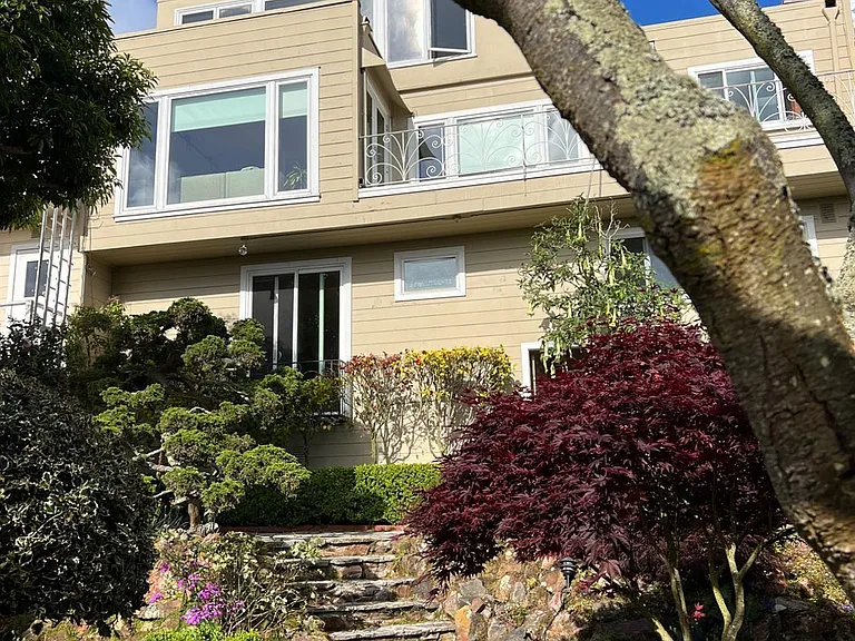 72 Fortuna Ave — Photo 18