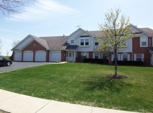 1505 Thornfield Ln APT 1, Roselle, IL 60172