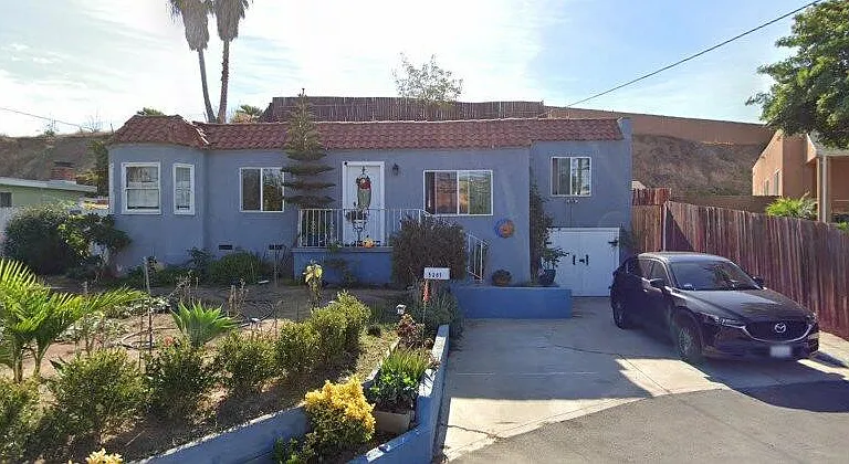 5261 San Jacinto Pl — Photo 2