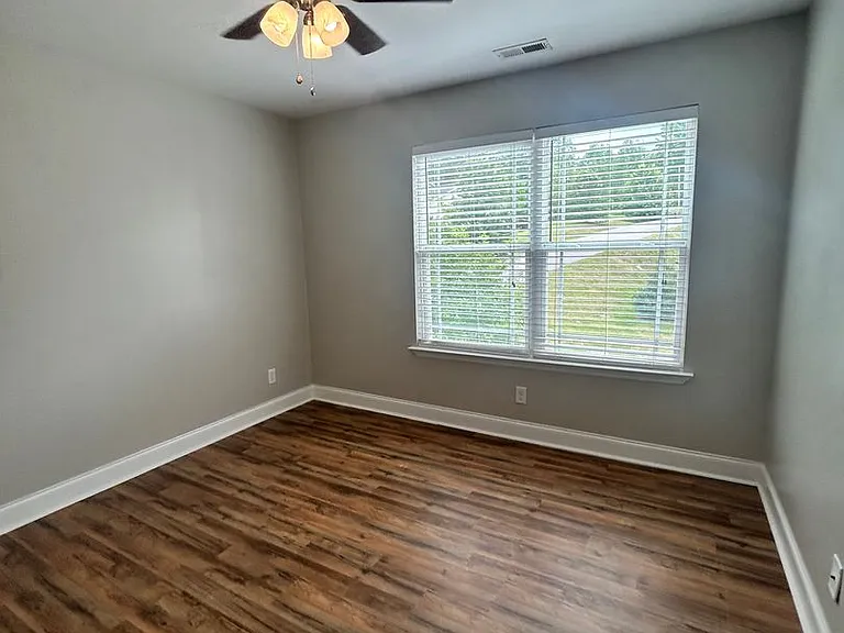 8445 Brookmoor Ln — Photo 16