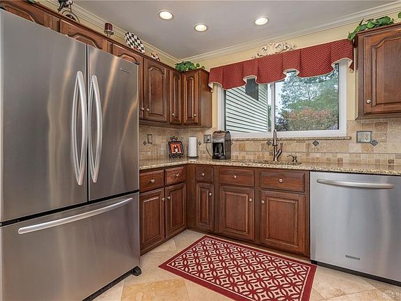 5th image of 2075 Mohave Dr