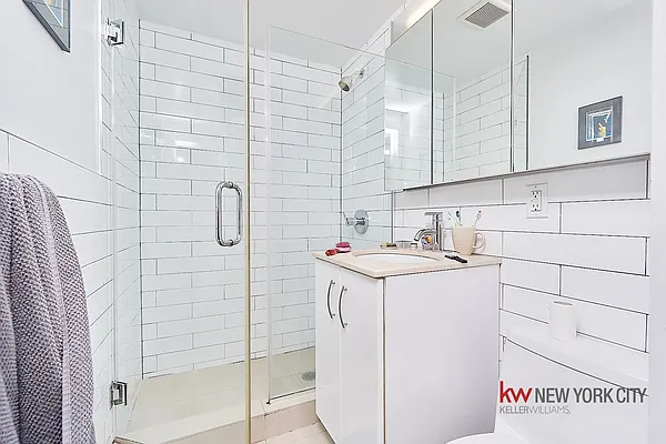 Rented by Keller Williams NYC | media 9