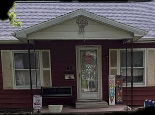 313 N 2nd Ave, Chenoa, IL 61726