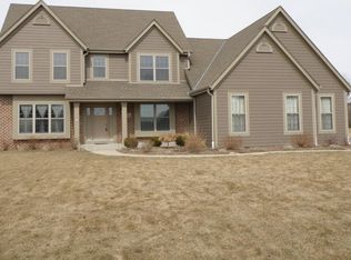 N74W28630 Zimmers Xing, Hartland, WI 53029