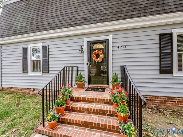 4214 Booth Dr, Sandston, VA 23150