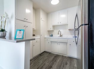 6644 & 6670 Glade Ave #225, Canoga Park, CA 91303