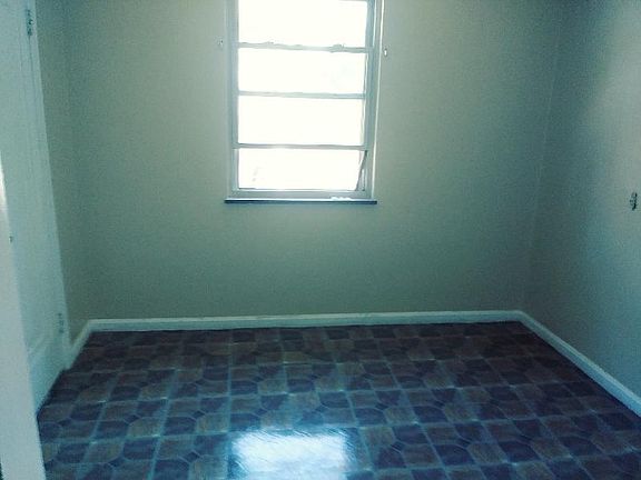 3rd image of 5141 Sumter Ave #2