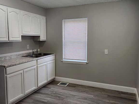 4th image of 2519 Renwood Pl
