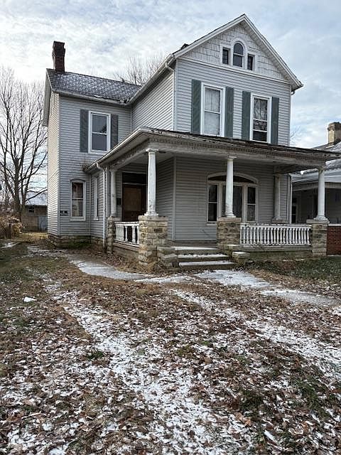 1st image of 330 E Water St