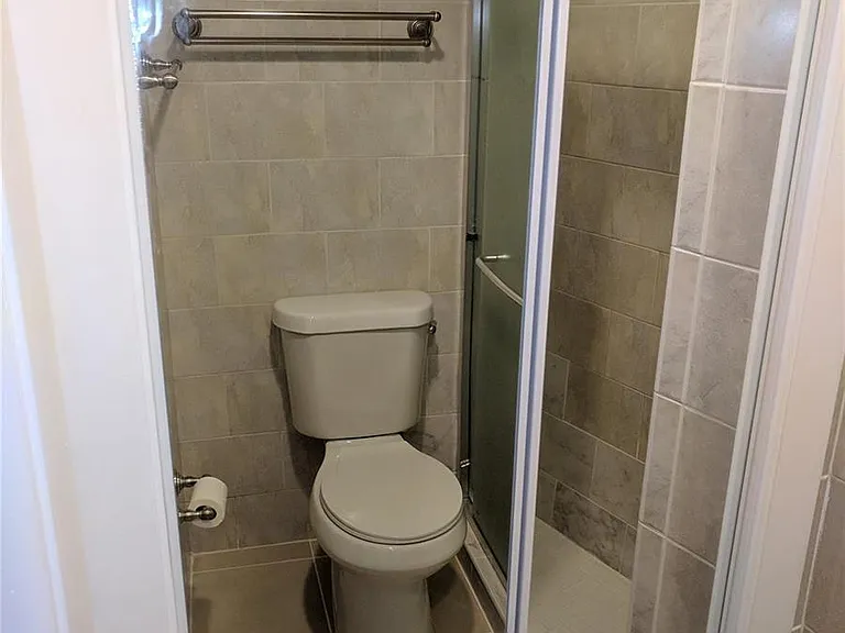 1250 NE 125th St #312C — Photo 13