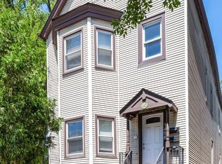 1456 W Diversey Pkwy, Chicago, IL 60614