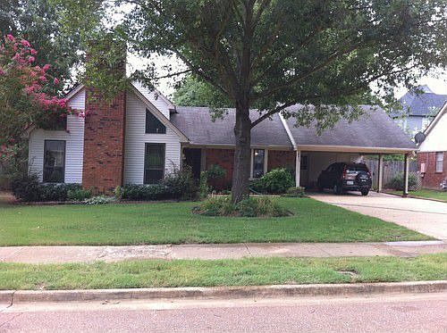 1st image of 8455 River Glen Dr