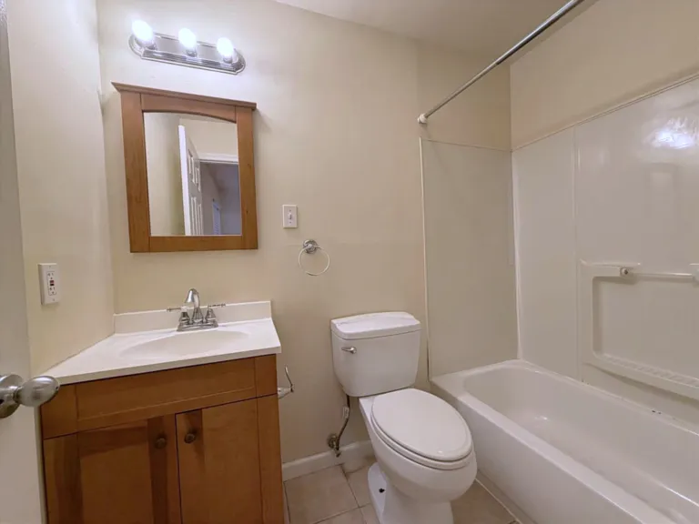 36 Howard Ct — Photo 10