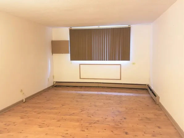15 Staples Ave, Everett, MA 02149