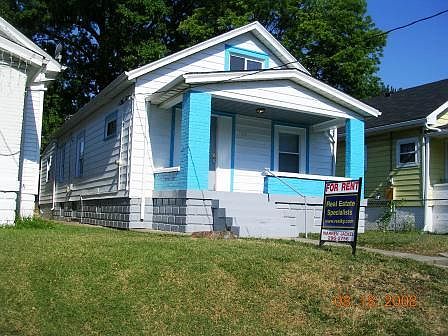 1st image of 136 N 40th St