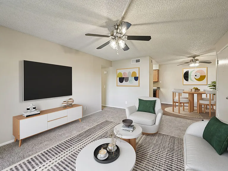 Waylon Desert Haven — Photo 27