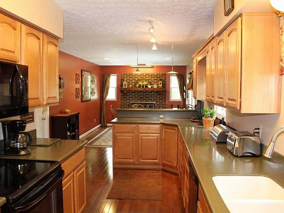 5th image of 3694 Donata Dr
