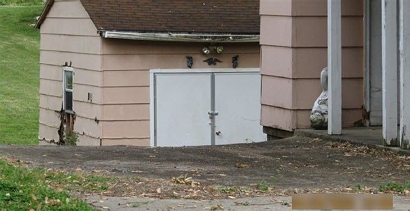 2nd image of 416 S Missouri Ave