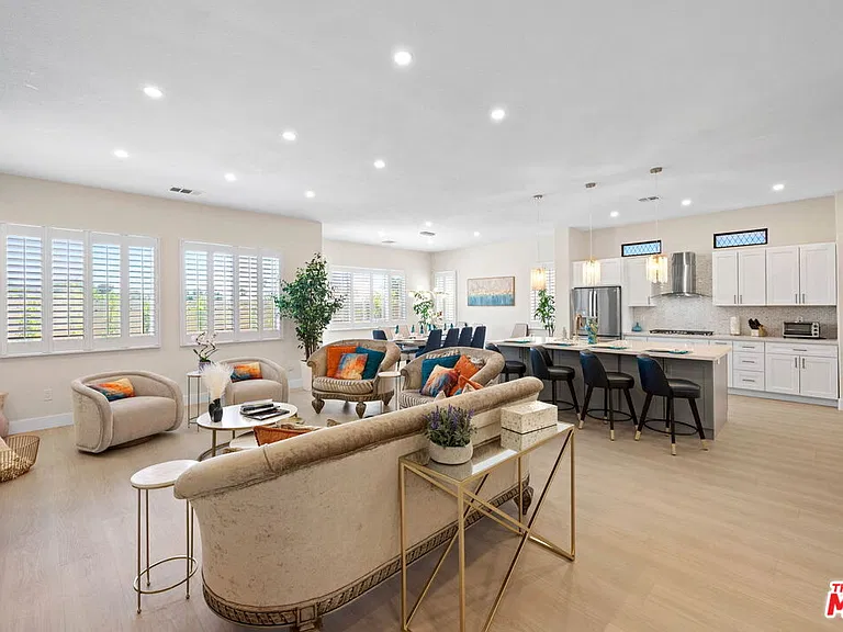 3260 N Avenida San Gabriel Rd — Photo 9