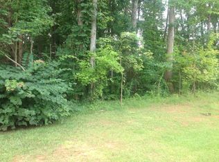 5204 Ventura Dr, Greensboro, NC 27406