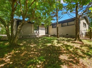 19 Horseshoe Bend Rd, Leoma, TN 38468