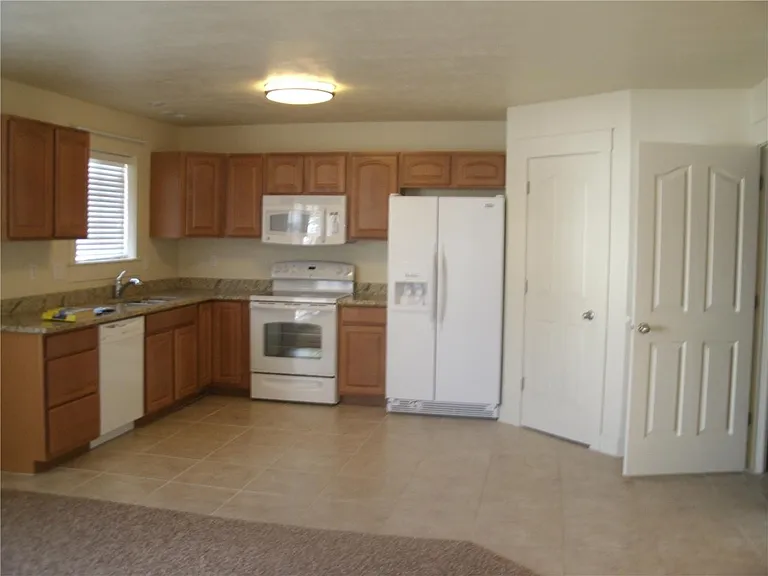 488 N 2670 W — Photo 5