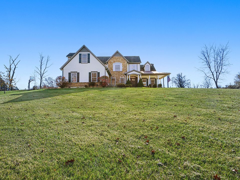 1st image of 3803 Coyote Run Ln
