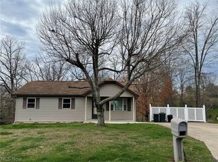 210 Rummer Rd, Marietta, OH 45750