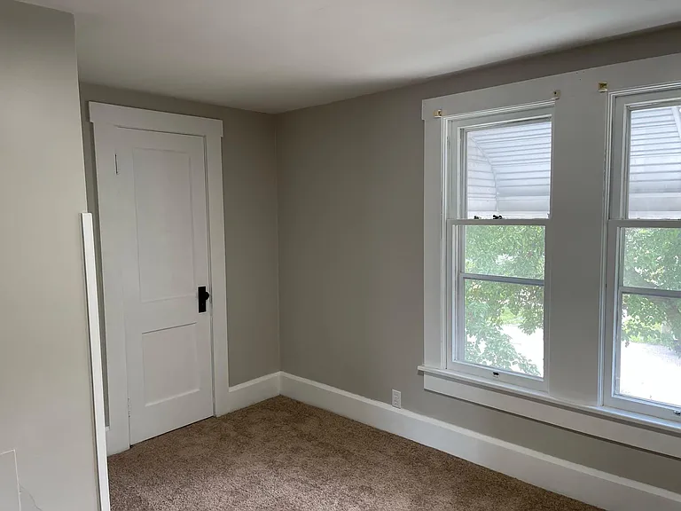 234 E Walnut St — Photo 24