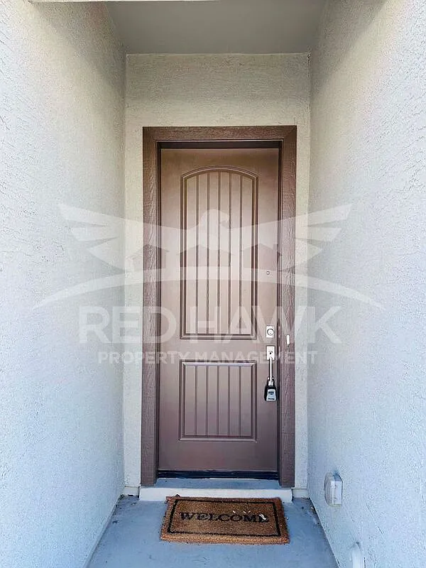 3 bed, 2.5 bath, 2091 sqft, $2,750 — Photo 2