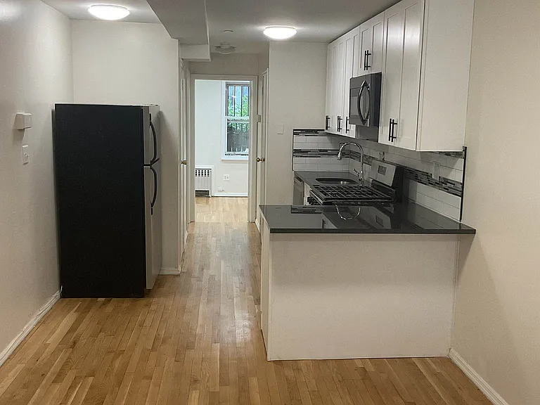 224 Cumberland St #1 — Photo 11