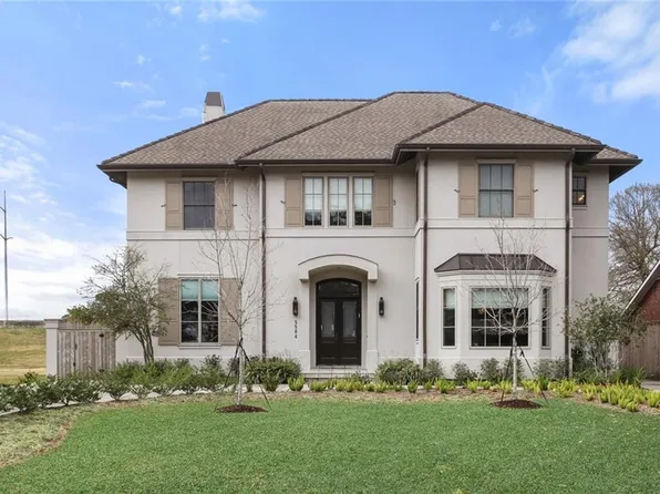 5584 Bellaire Dr, New Orleans, LA 70124