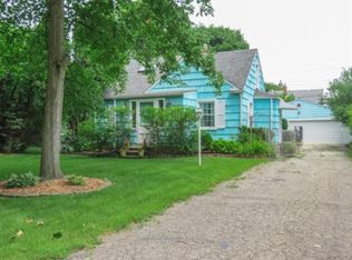 2429 Parkwood Ave, Ann Arbor, MI 48104