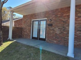 609 S Lake Dr, Lexington, SC 29072