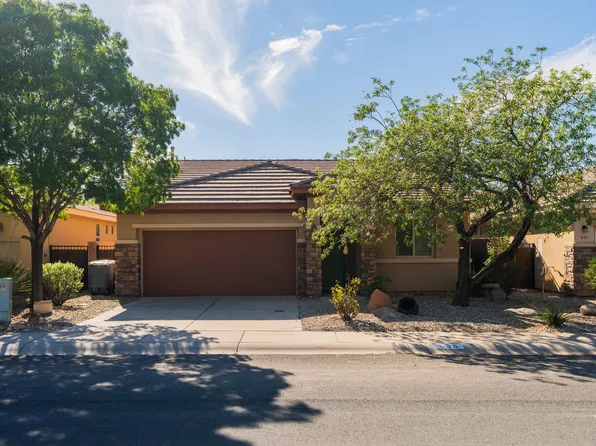 935 N Slow Creek Ln, Washington, UT 84780
