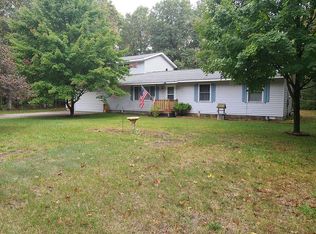 336 W Lakewood Rd, Twin Lake, MI 49457