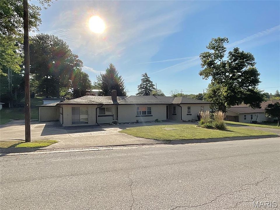 1st image of 4006 Overhill Dr