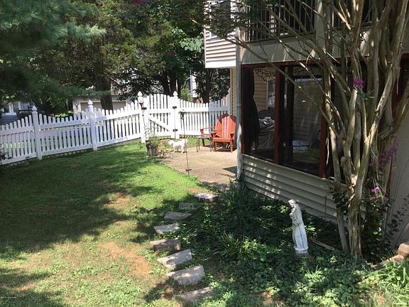 5th image of 3414 Biggin Hill Ln
