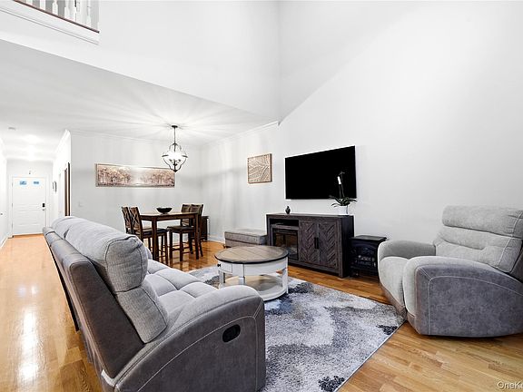 3rd image of 260 Medea Way