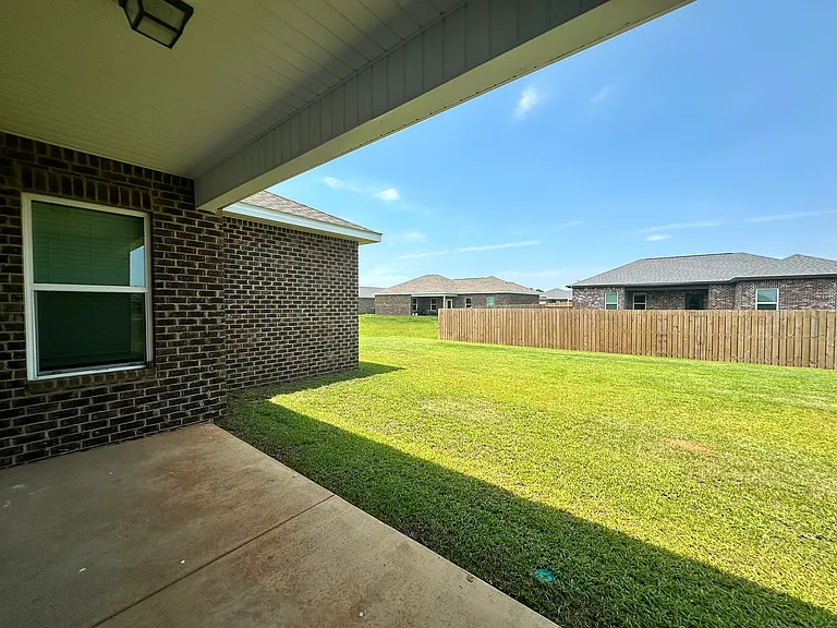 8641 Lockridge Rd — Photo 2