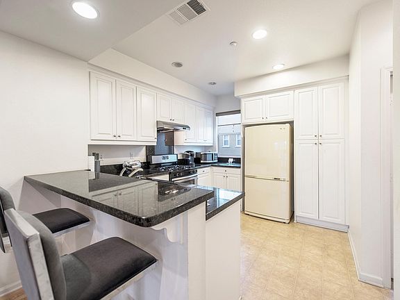 4th image of 5419 Strand Unit 102