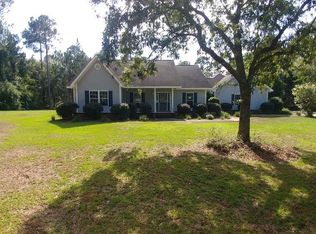 83 Barrington Dr, Jesup, GA 31545