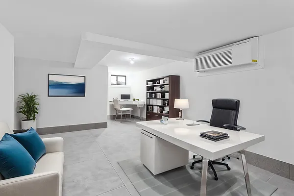 Rented by Reavis | media 9