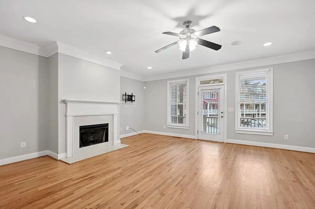 1079 Marietta Blvd NW — Photo 3