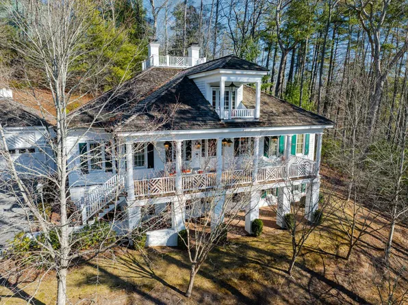 152 Reservoir Dr, White Sulphur Springs, WV 24986