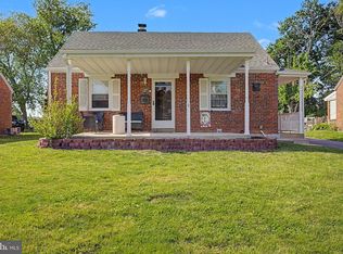 962 Thornton Rd, Upper Chichester, PA 19061