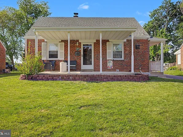 962 Thornton Rd, Upper Chichester, PA 19061